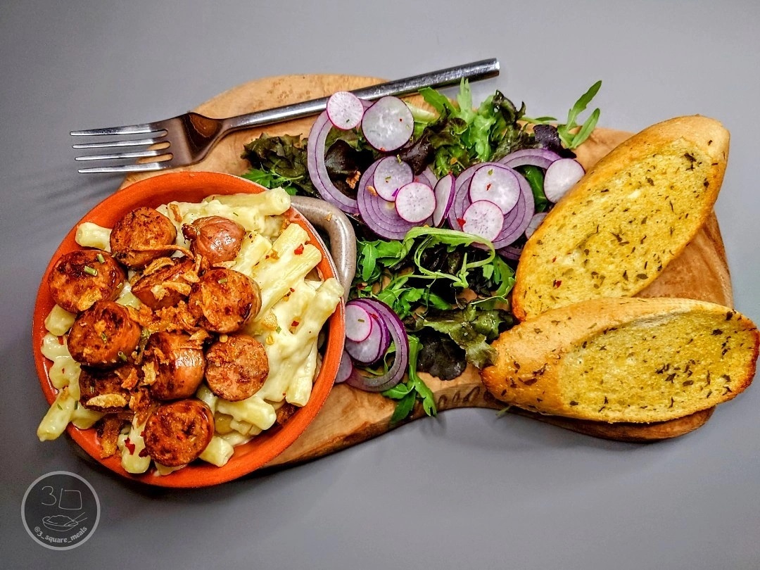 Loaded Vegetarian Mac and Cheese