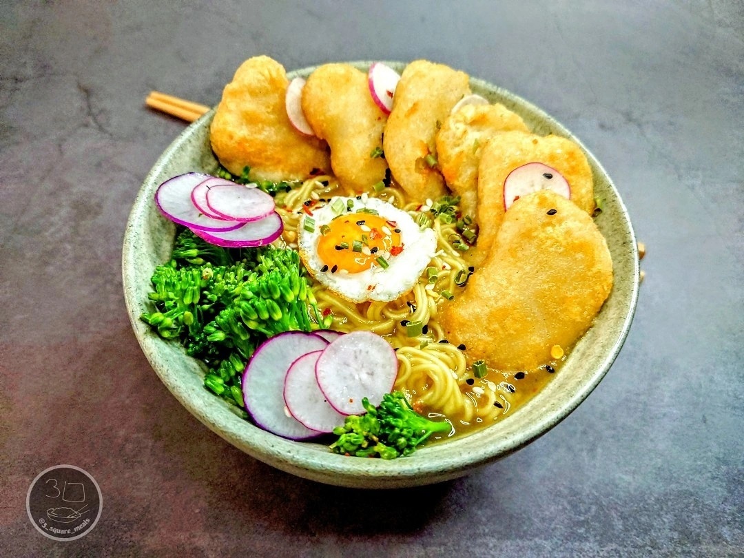 Air-Fried Quorn Nuggets with Ramen Bowl