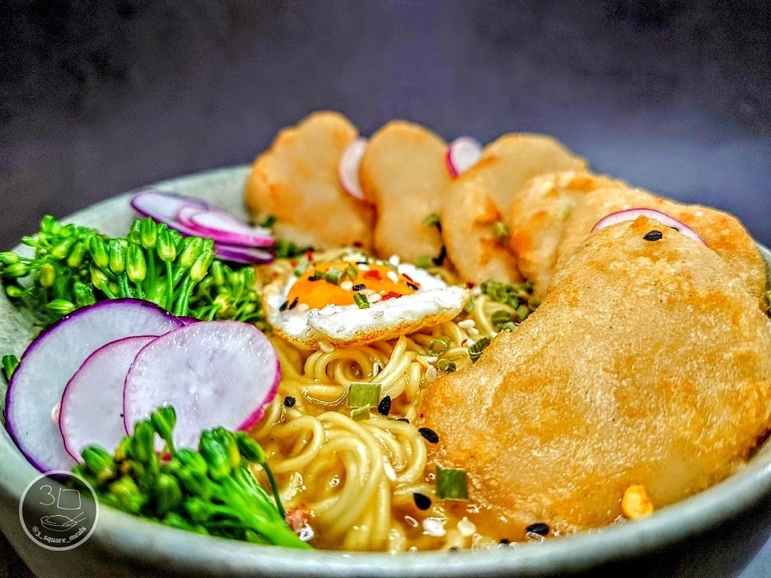 Air-Fried Quorn Nuggets with Ramen Bowl