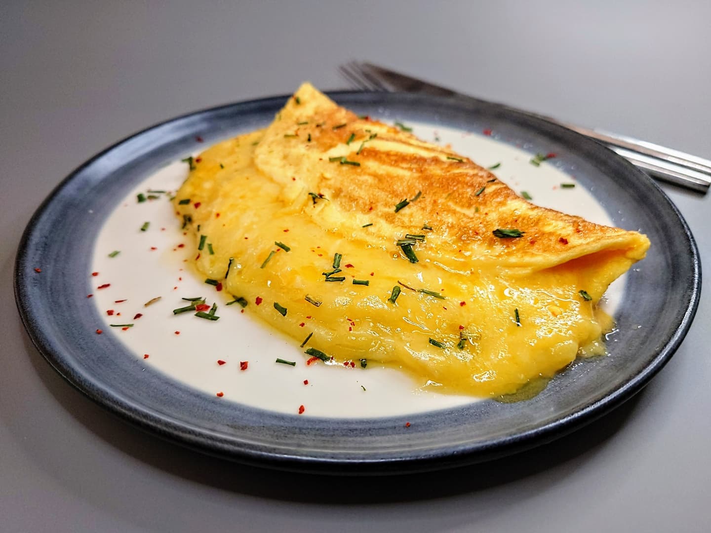 Cheese Omelette with Cheddar and Herbs