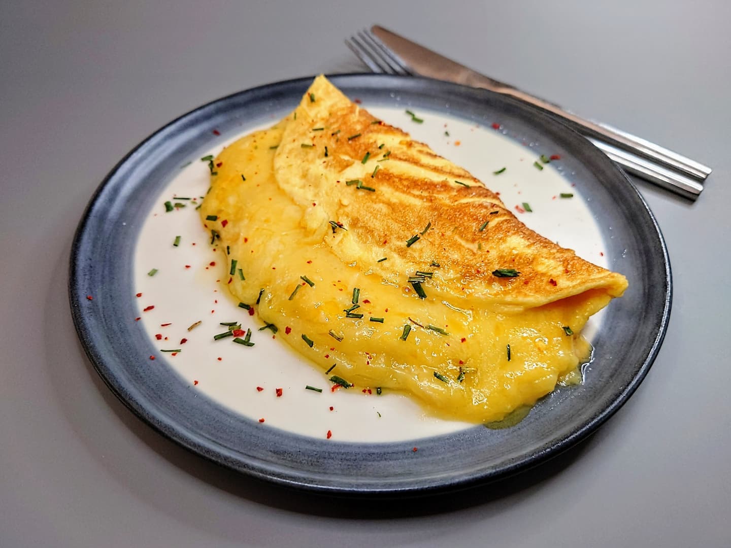 Cheese Omelette with Cheddar and Herbs