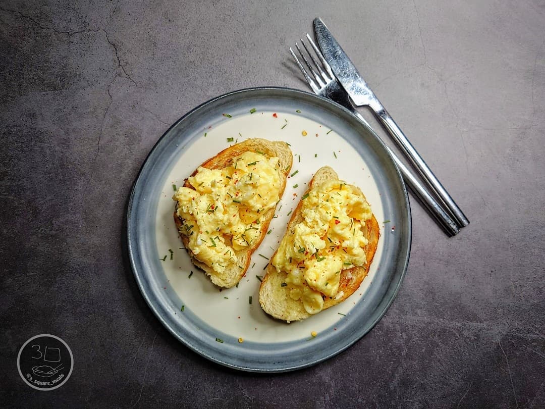 Scrambled Eggs on Toast