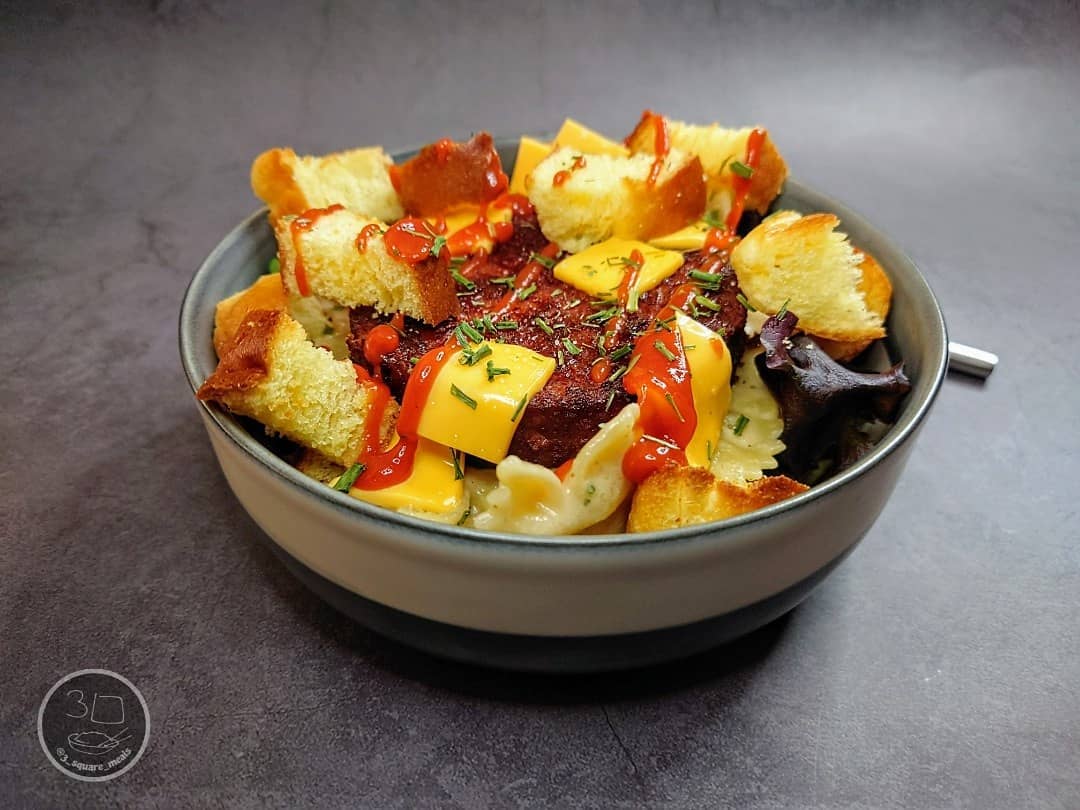 Simple Vegetarian Cheeseburger Pasta