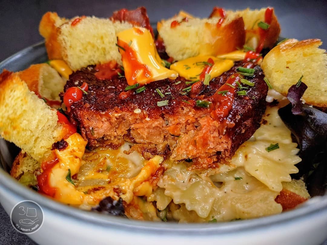 Simple Vegetarian Cheeseburger Pasta