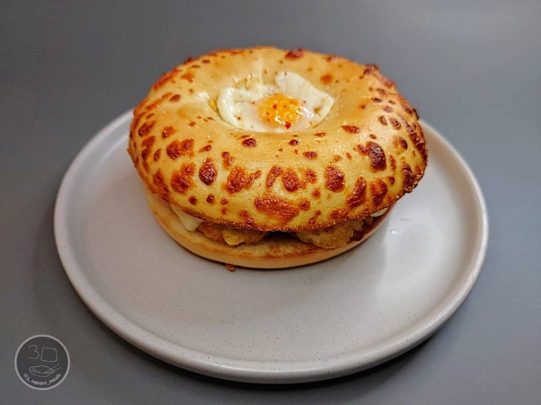 Hash Brown Cheese Bagel