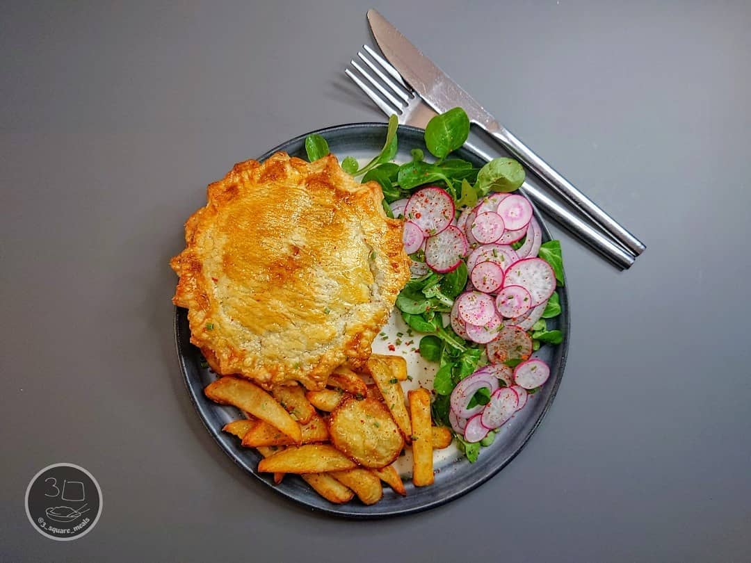 Vegetarian Pie with Chips and Salad