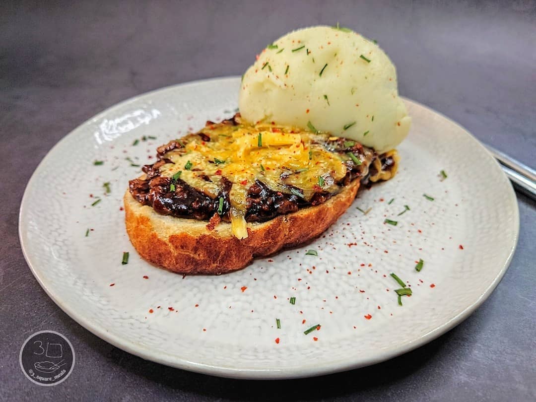Shepherd's Pie on Toast