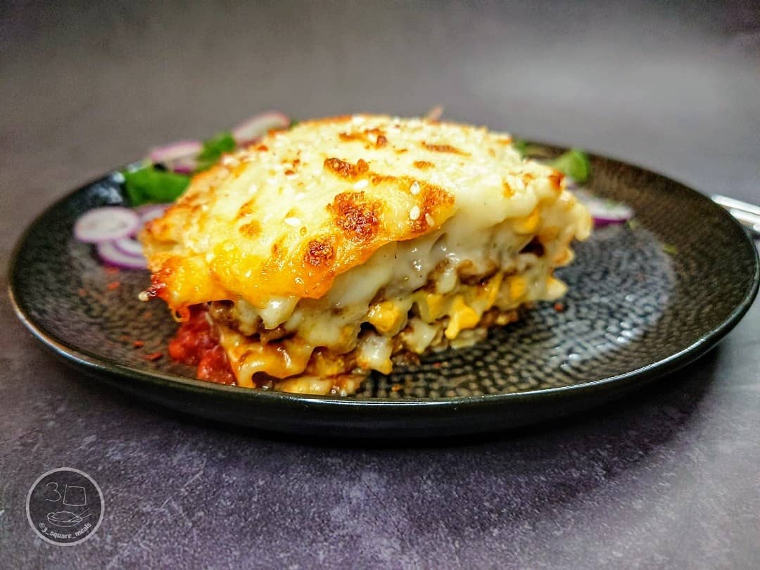 Vegetarian Cheeseburger Lasagne Bake