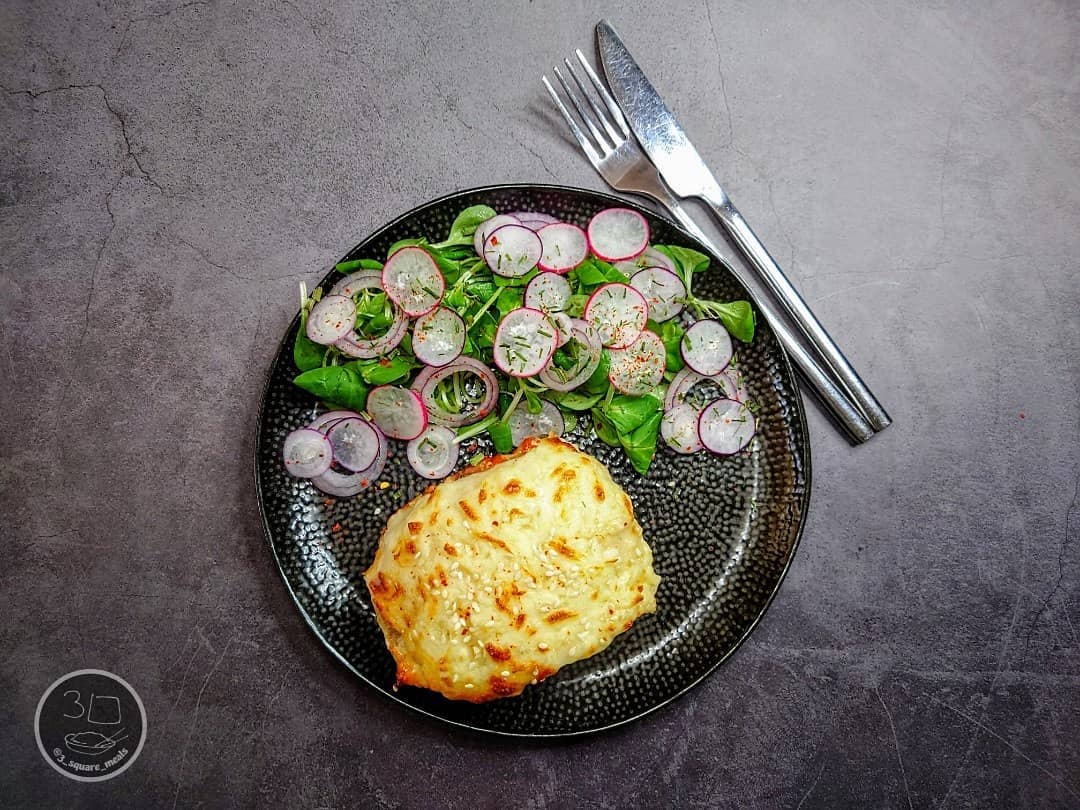 Vegetarian Cheeseburger Lasagne Bake