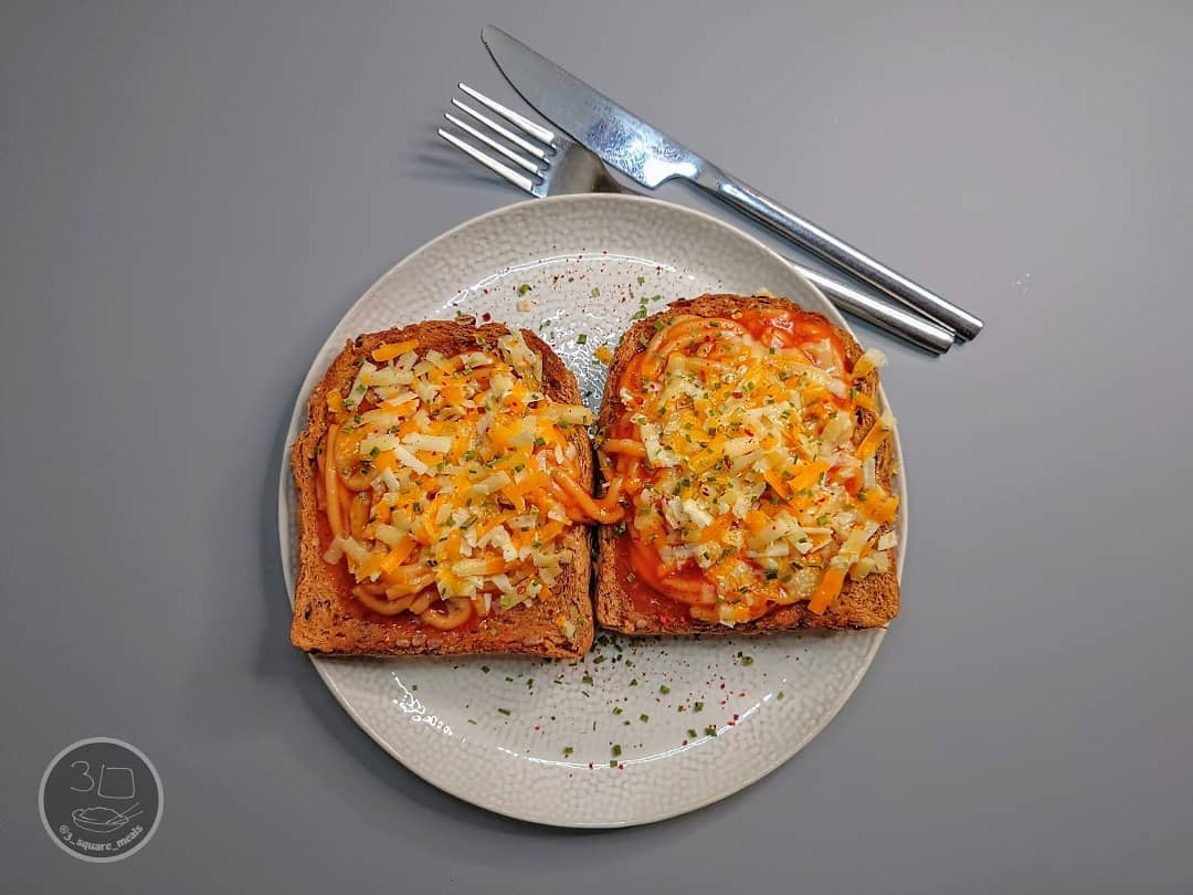Spaghetti on Toast Breakfast
