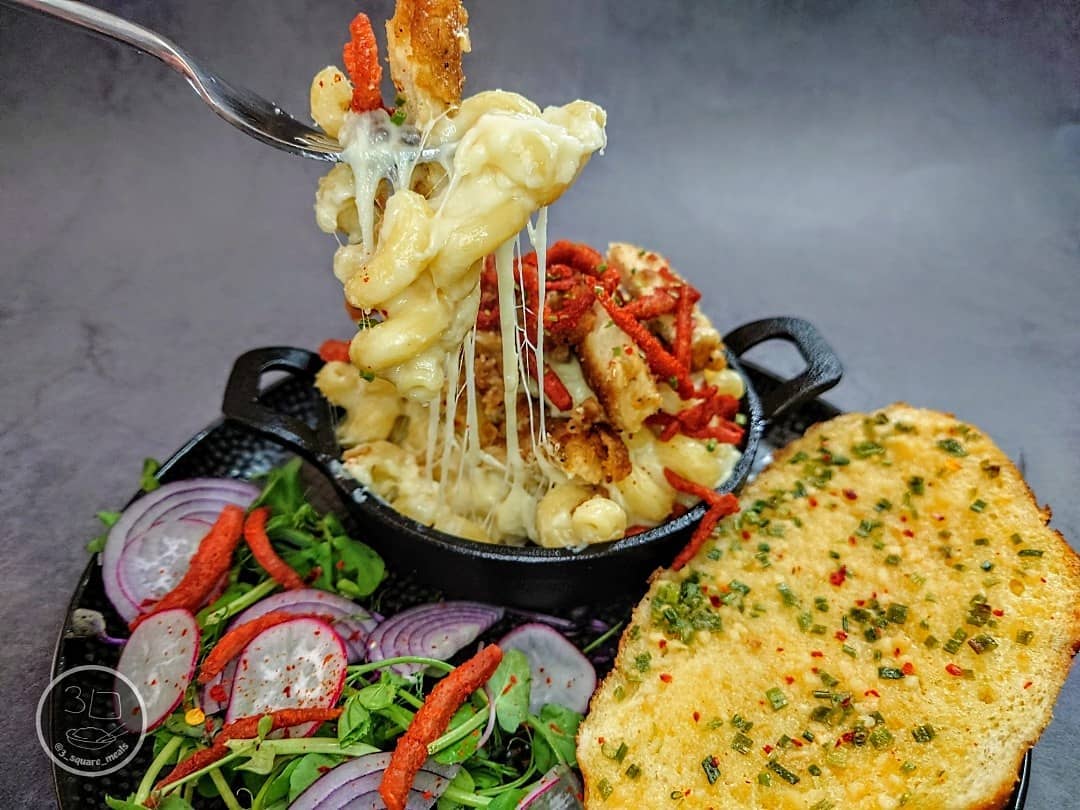 Loaded Macaroni and Cheese