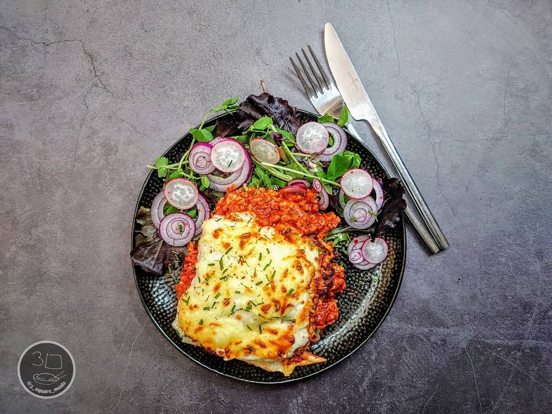 Vegetarian Lasagne with Cheese Sauce
