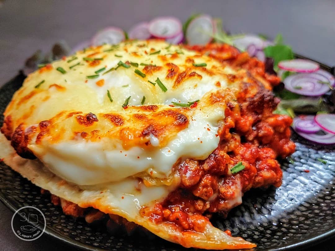 Vegetarian Lasagne with Cheese Sauce