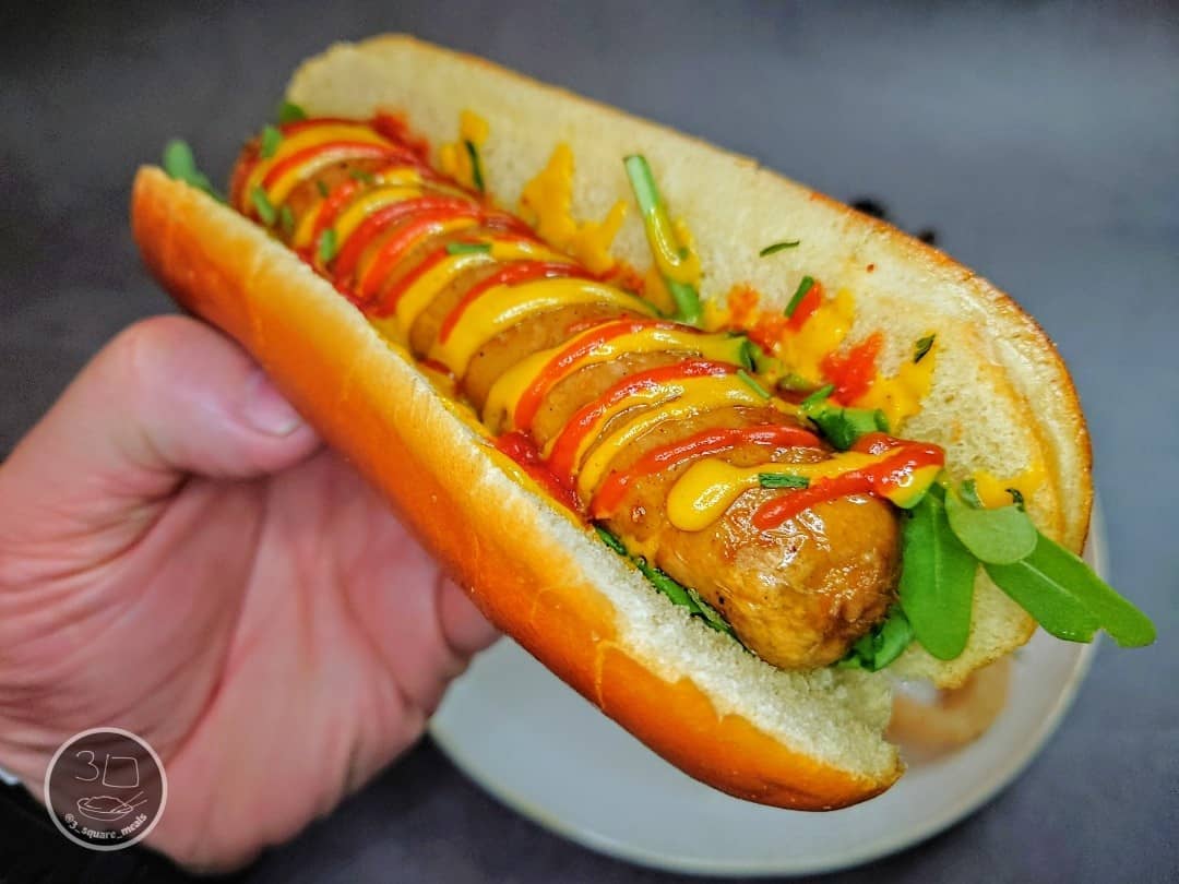 Vegetarian Jumbo Hotdog with Sides