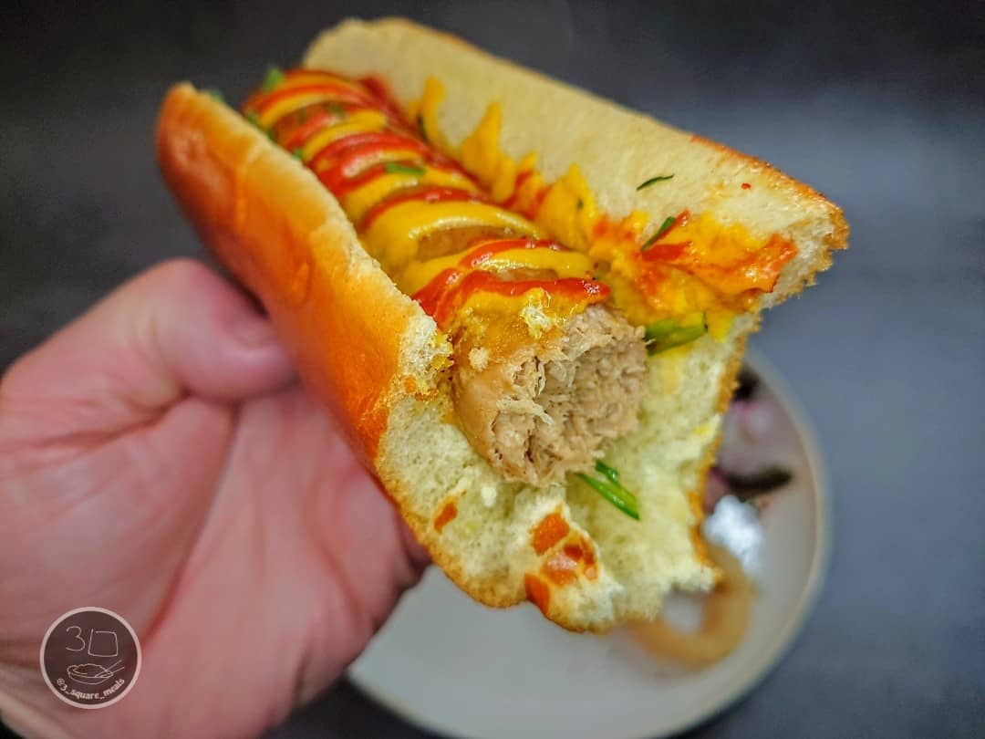 Vegetarian Jumbo Hotdog with Sides