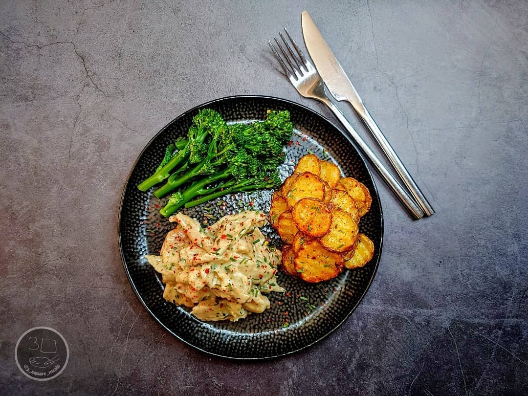 Creamy Vegetarian Chicken with Lazy Chips