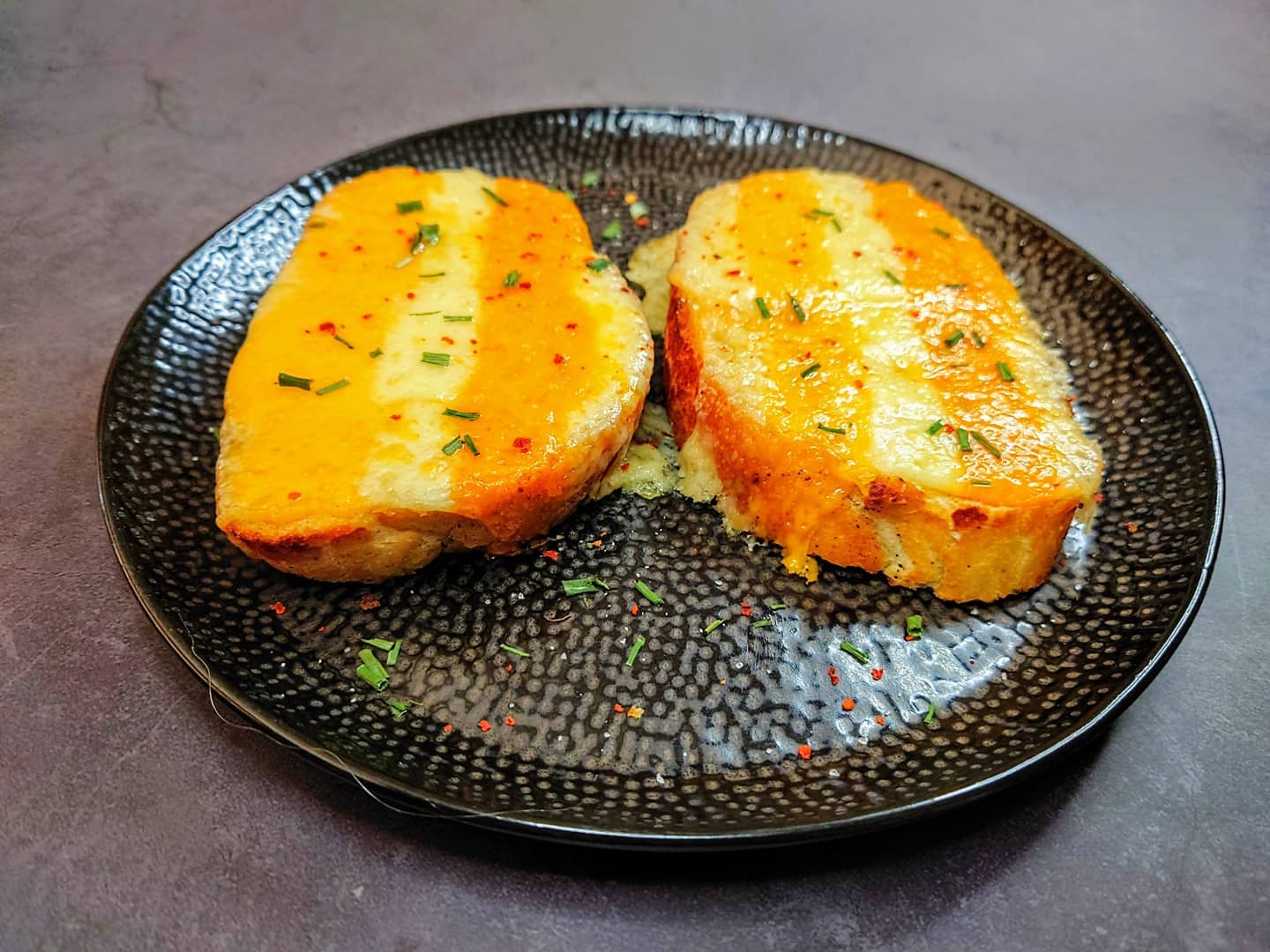 Tiger Toast with Cheese and Spices