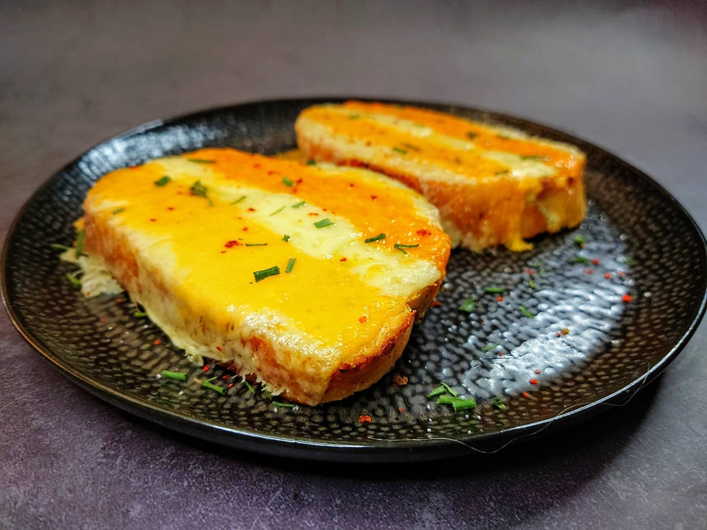 Tiger Toast with Cheese and Spices