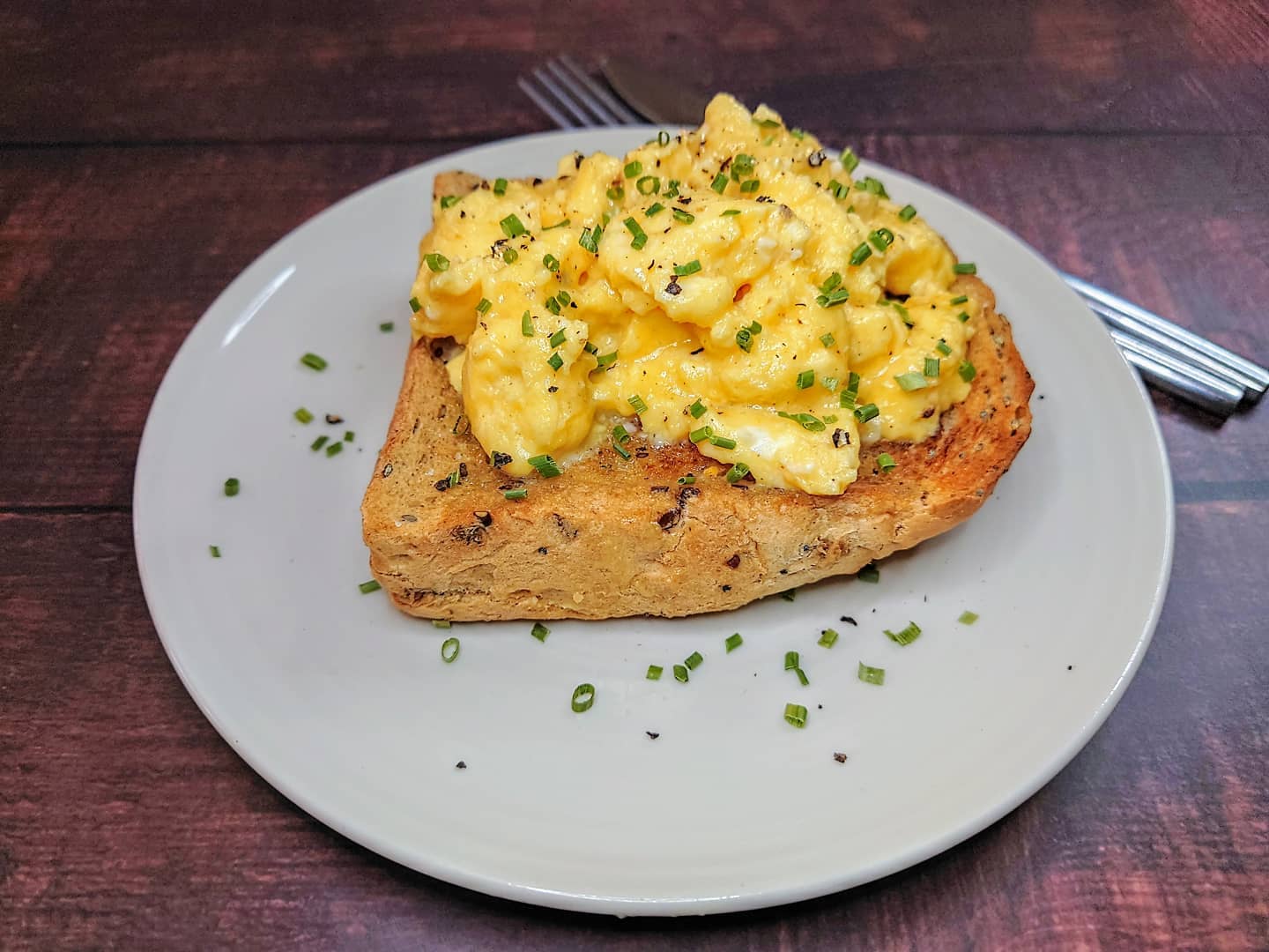 Microwave Scrambled Eggs on Toast