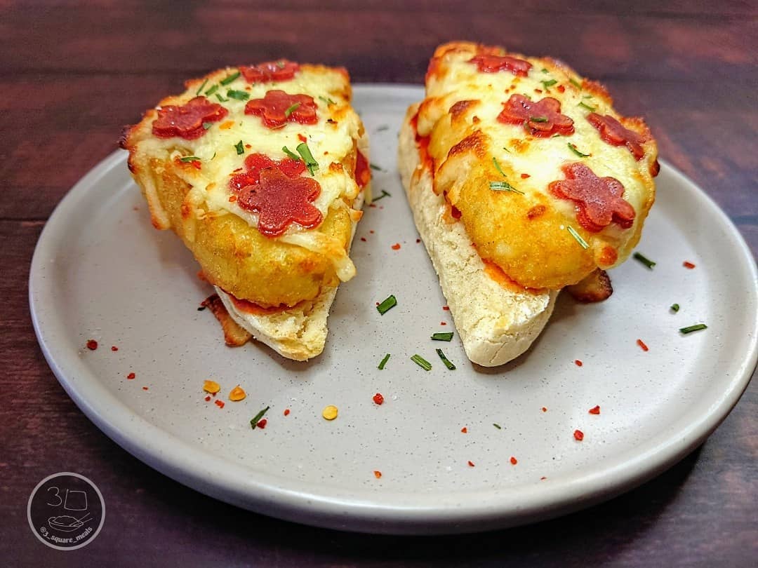 Hash Brown Buttermilk Soda Bread Pizza