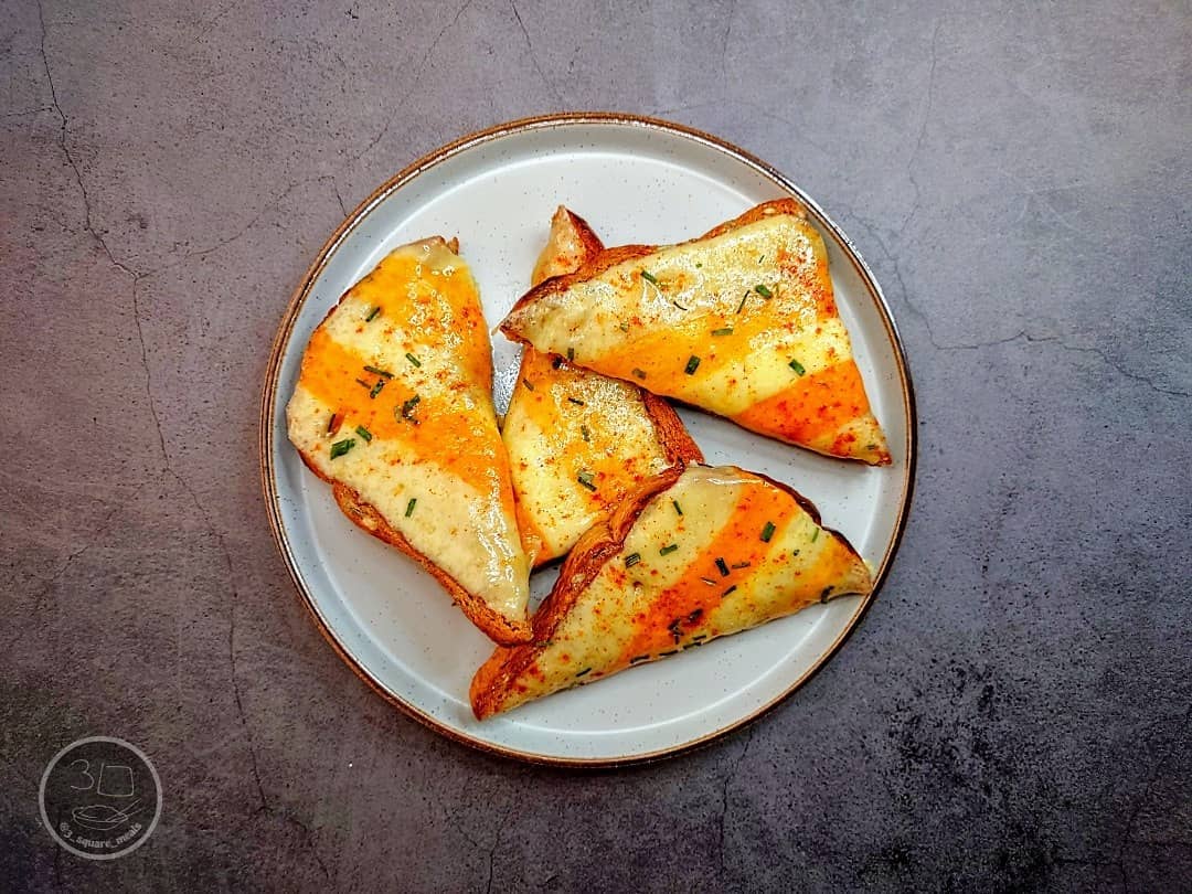 Easy Cheese on Toast