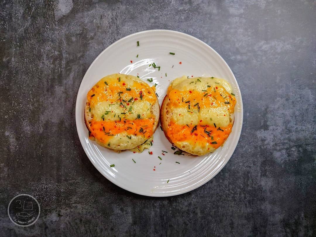 Simple Toasted Cheesy Crumpets with Herbs