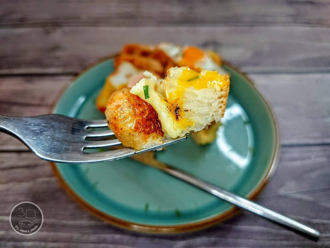 Grilled Giant Crumpet Breakfast Dish