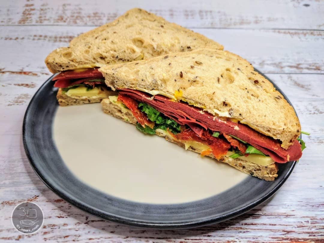 Vegetarian Pastrami Sandwich with Tomatoes