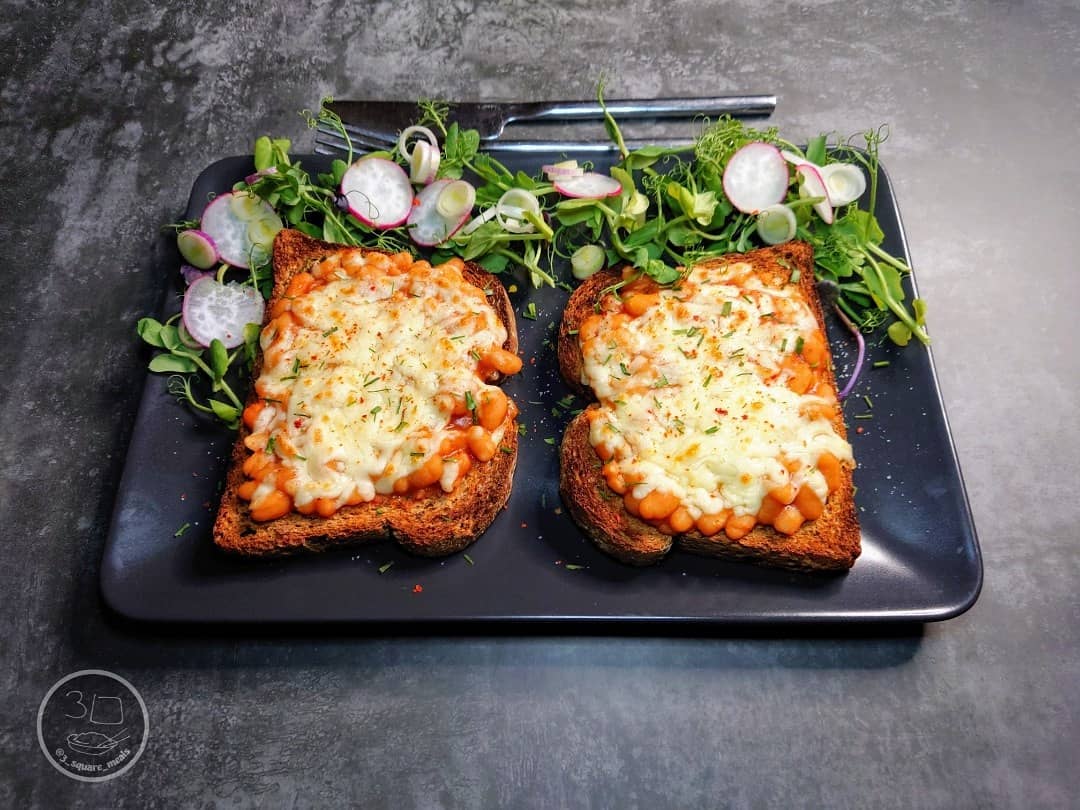 Cheesy Beans on Toast Breakfast