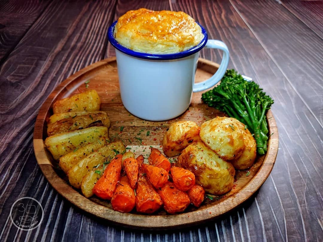 Vegetarian Mug Pie with Baked Beans
