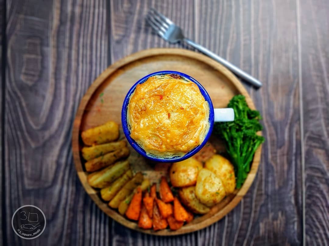 Vegetarian Mug Pie with Baked Beans