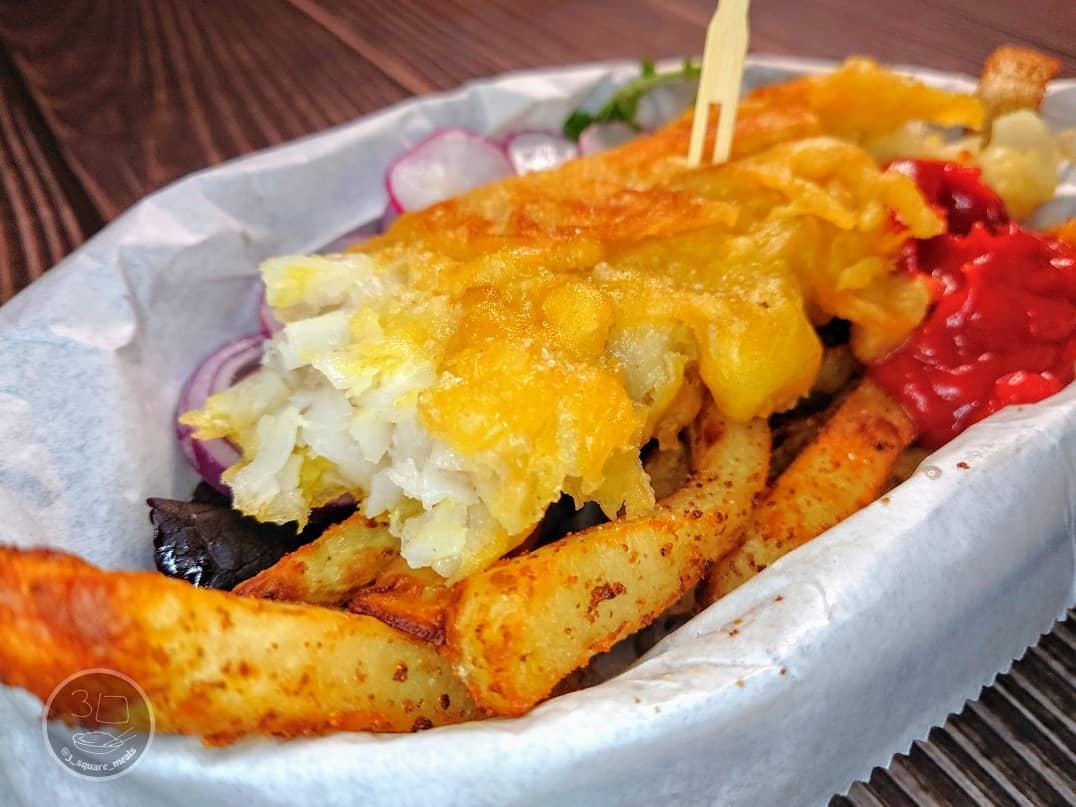 Vegan Fishless Fillet and Chips