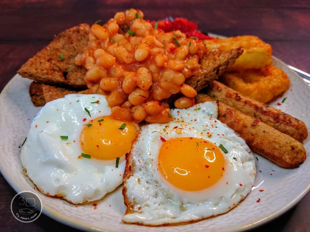 Vegetarian Cooked Breakfast with Fried Bread