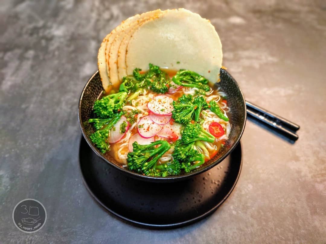 Quick Ramen Noodle Bowl