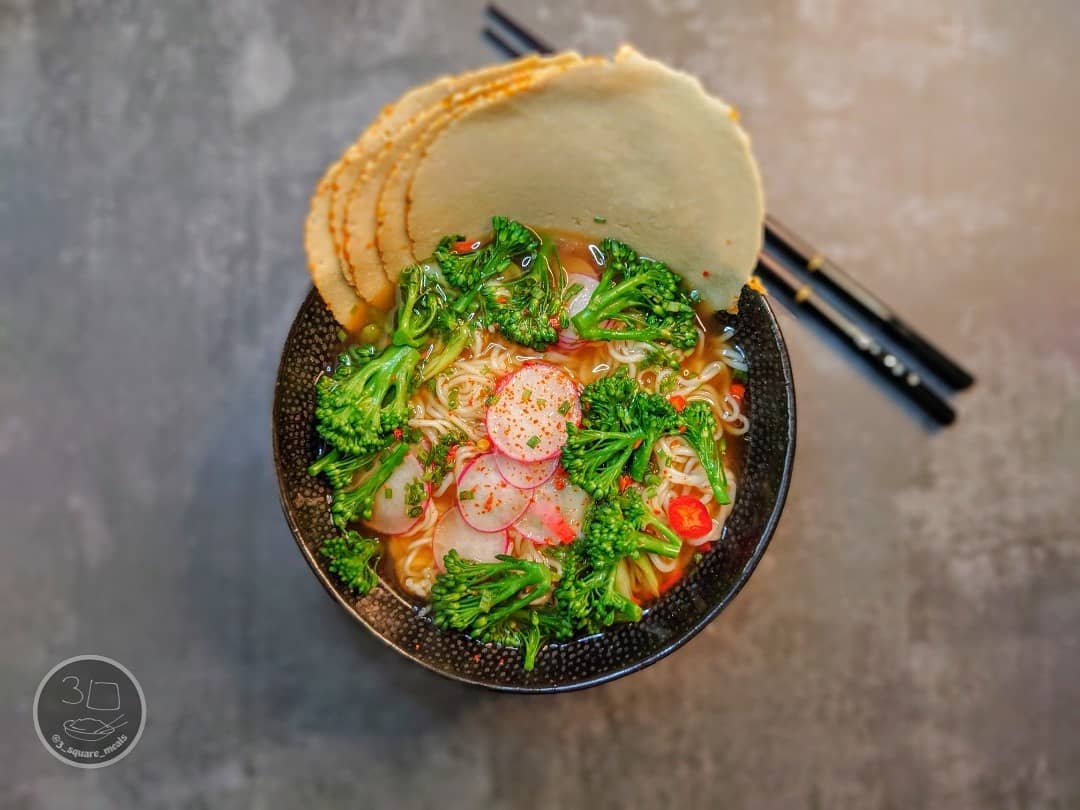 Quick Ramen Noodle Bowl