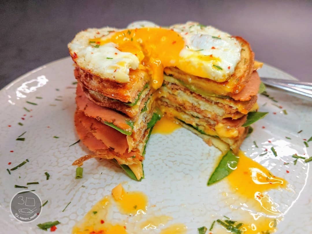 Ham and Spinach Omelette Stack