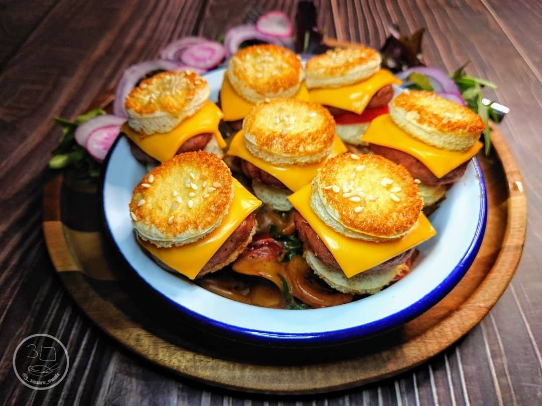 3 Square Style Cheeseburger Pasta