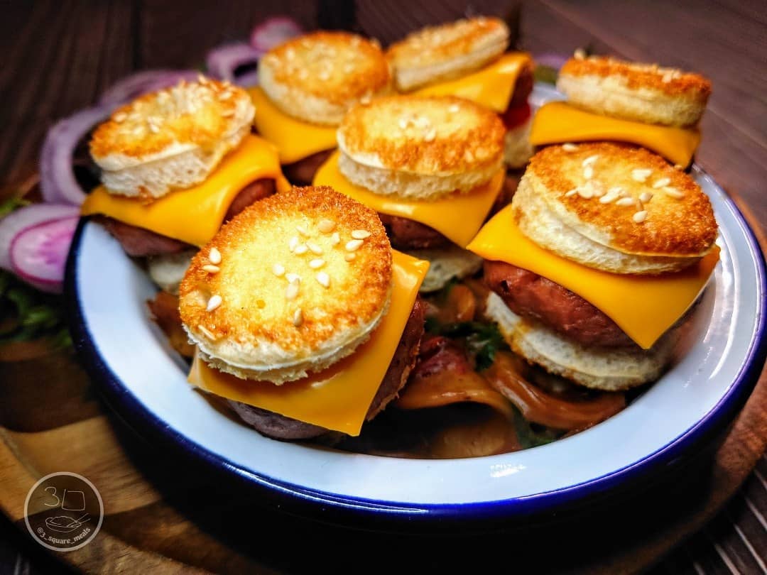 3 Square Style Cheeseburger Pasta