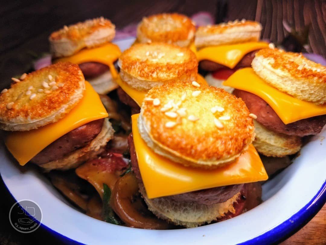 3 Square Style Cheeseburger Pasta