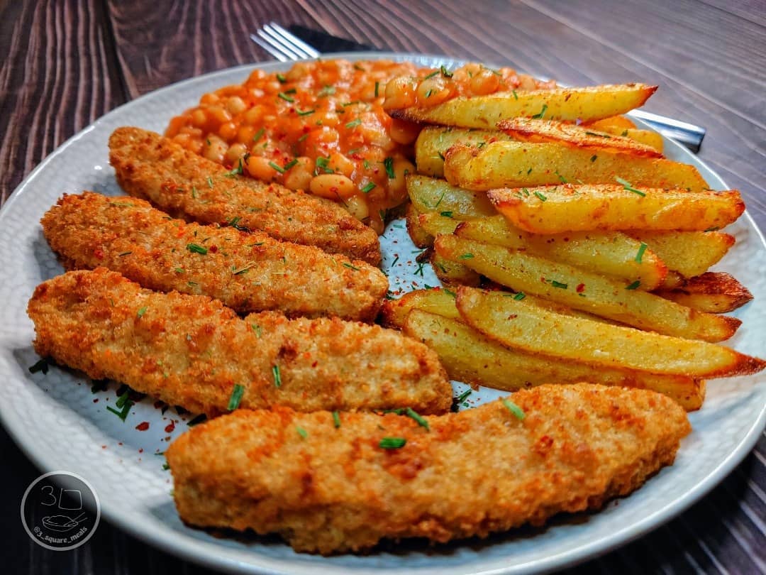 Easy Tea Recipe with Quorn Fillets, Chips, and Baked Beans
