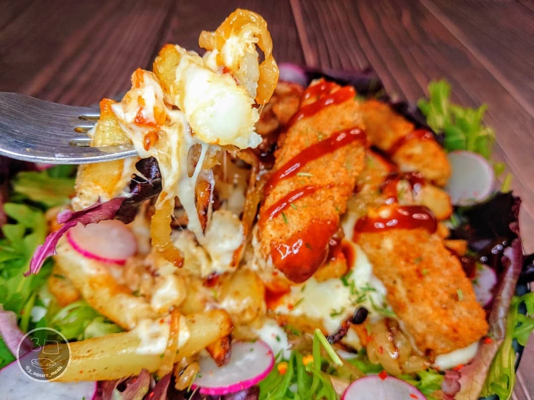 Cheesy Loaded Fries with Caramelized Onions
