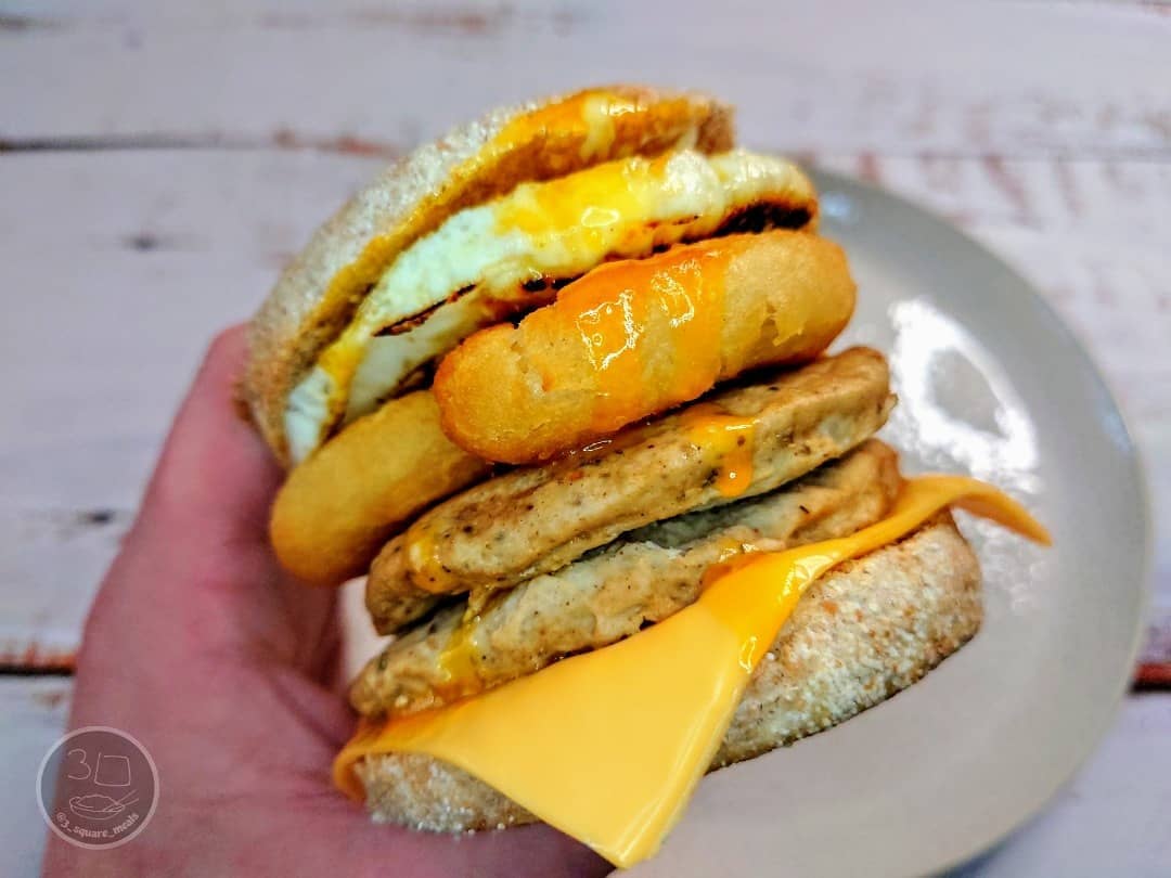 Quorn Sausage and Egg Mcmuffin Fakeaway