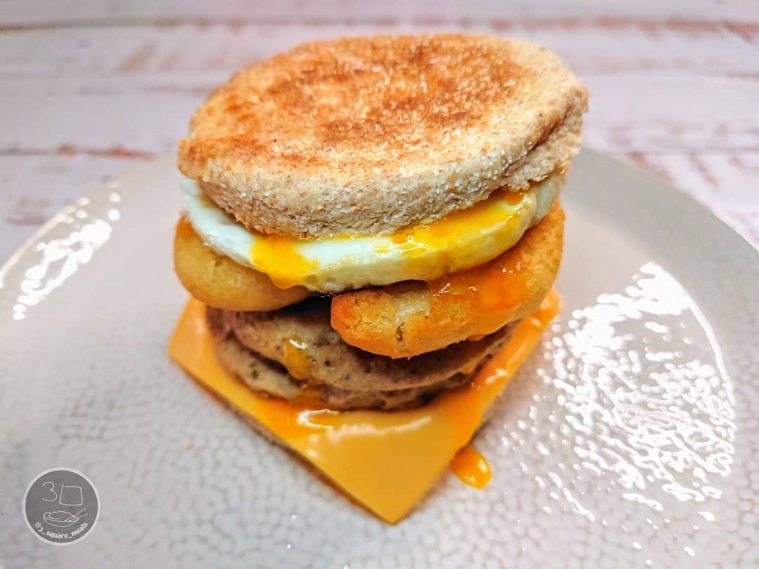 Quorn Sausage and Egg Mcmuffin Fakeaway