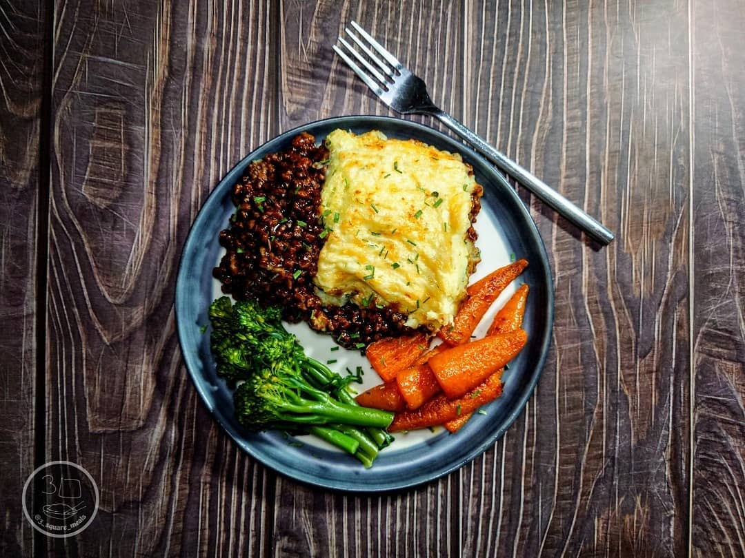 Meat-Free Shepherds Pie with Veg