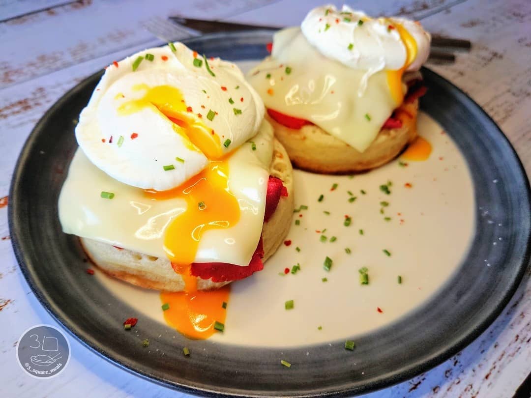 Savory Toasted Crumpets with Eggs