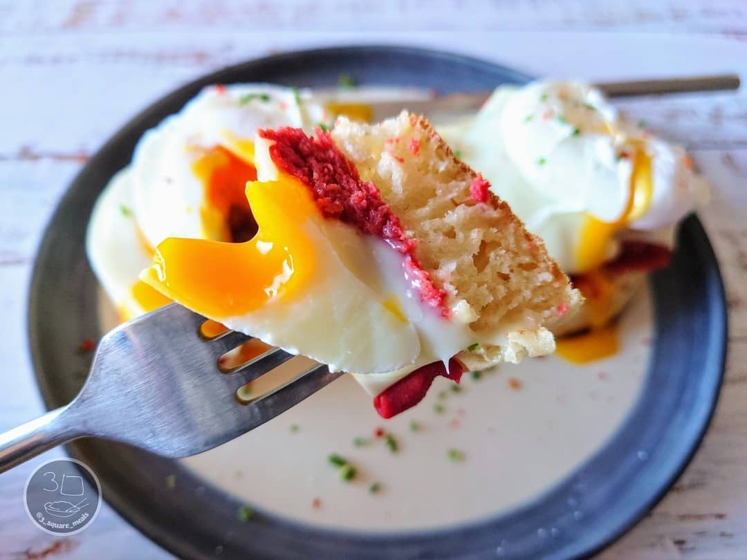 Savory Toasted Crumpets with Eggs
