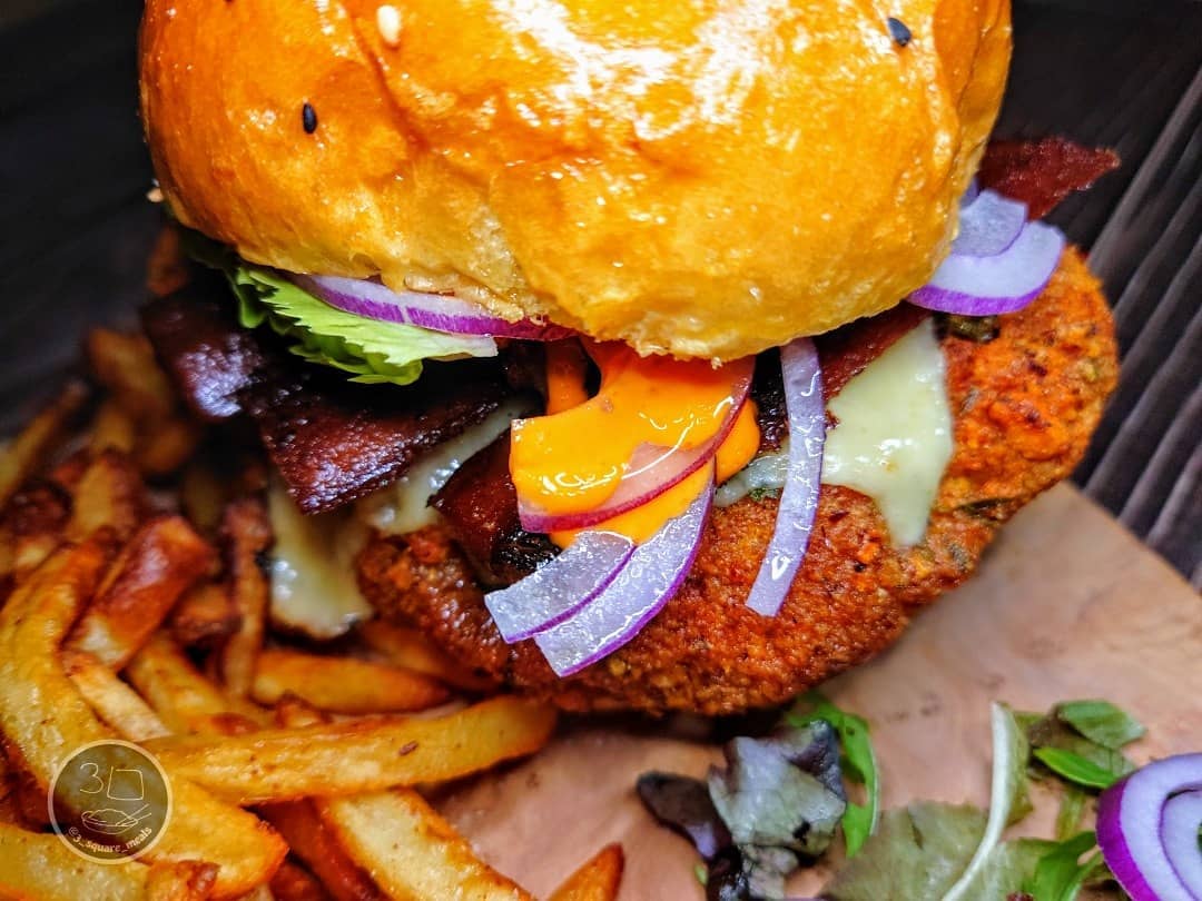 Vegetarian Crispy Chicken Burger Fakeaway