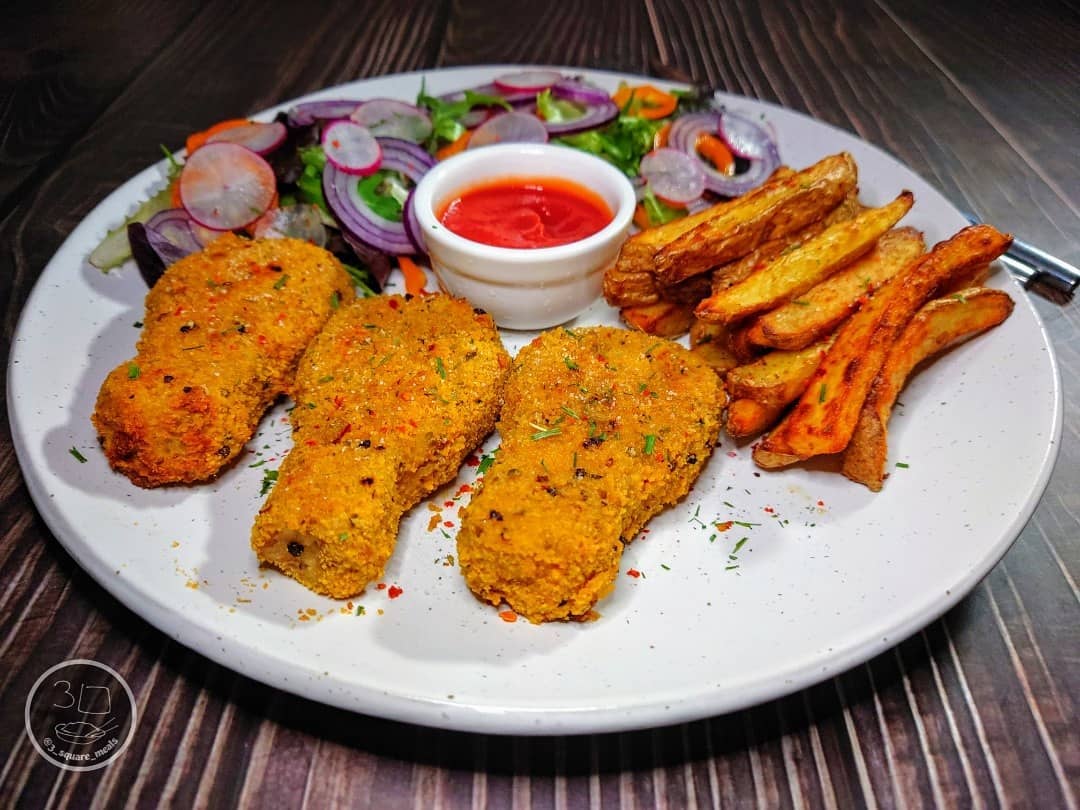 Vegetarian Drummers with Chips