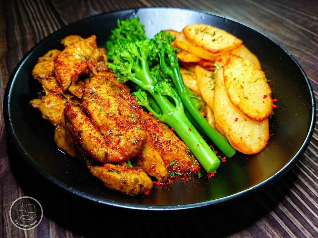 Vegetarian Butter Chicken with Chips