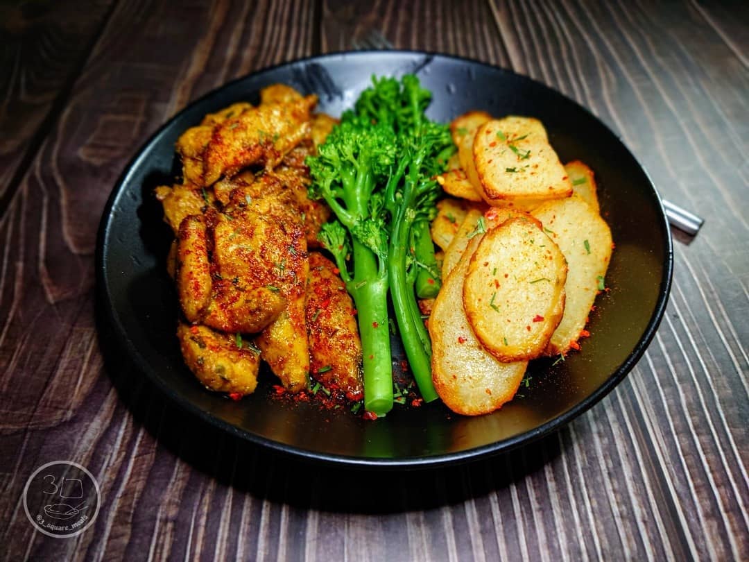 Vegetarian Butter Chicken with Chips